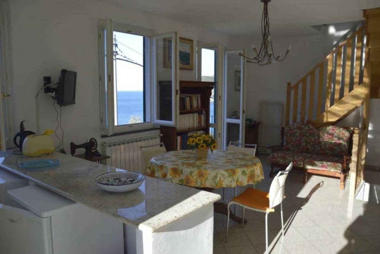 Sweet Helen With Sea View Apartment Levanto Exterior photo